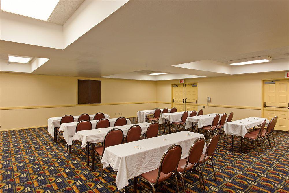 La Quinta By Wyndham Orange County Airport