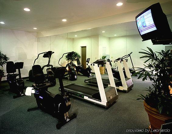 La Quinta By Wyndham Orange County Airport Hotel 3*