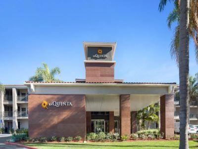 Hotel La Quinta By Wyndham Orange County Airport