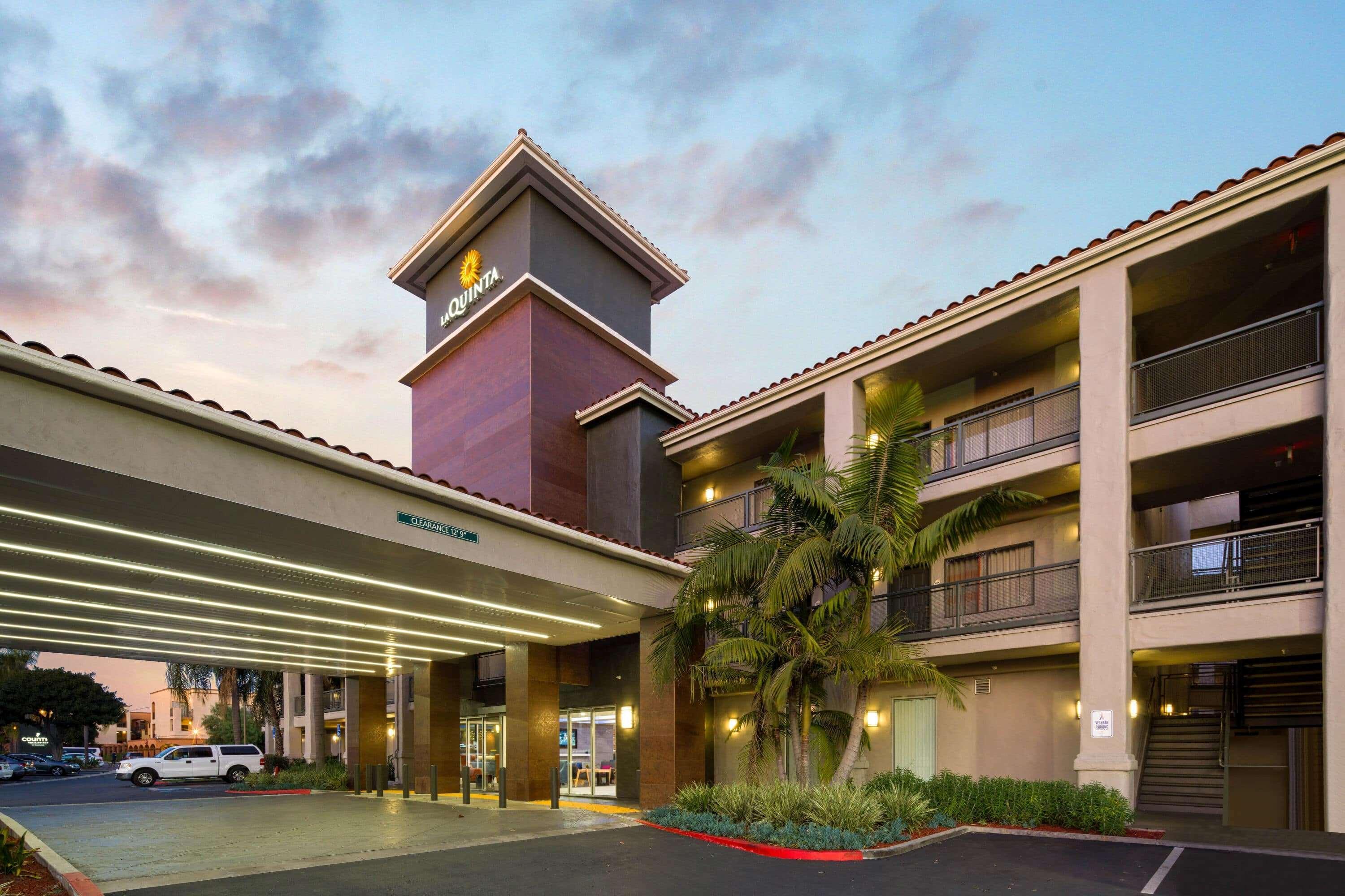 Hotel La Quinta By Wyndham Orange County Airport